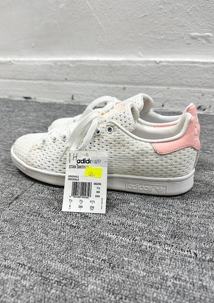 adidas (260) 4