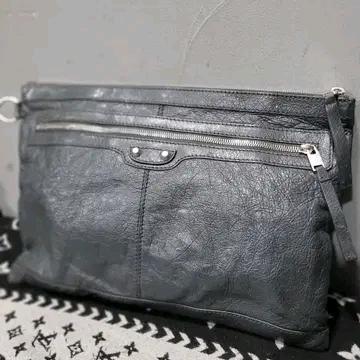 정품 발렌시아가 가죽 모터 클러치백 (그레이색) 3