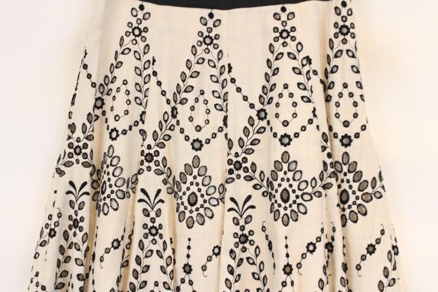 TYCHEZ VINTAGE LINEN 린넨54% 블랙 플라워펀칭 스커트 4