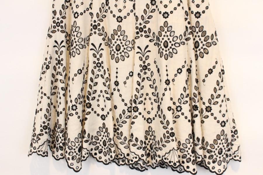 TYCHEZ VINTAGE LINEN 린넨54% 블랙 플라워펀칭 스커트 5