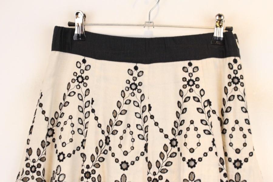 TYCHEZ VINTAGE LINEN 린넨54% 블랙 플라워펀칭 스커트 3