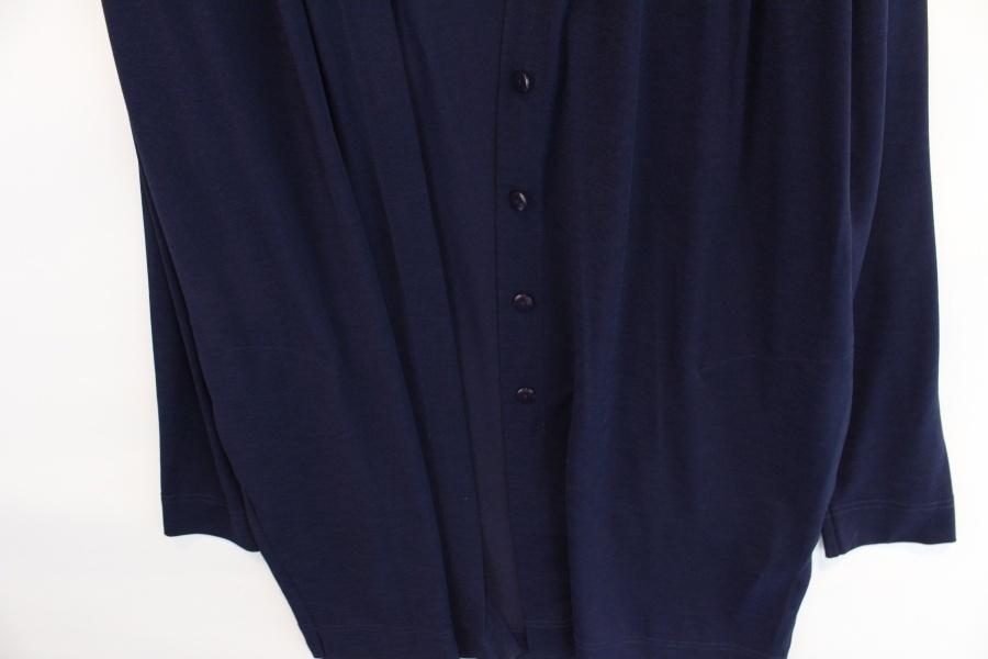 DoCLASSE Indigo hidden button cardigan 10