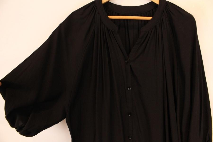 BODY DESSERT cotton poly black button onepiece 8