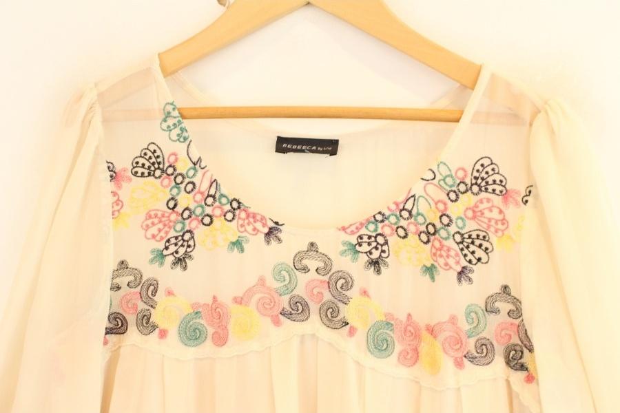 REBEECA by Lily 실크100% color stitch see through 3
