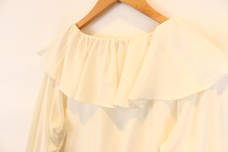 EARTH MUSIC&ECOLOGY off white blouse 3