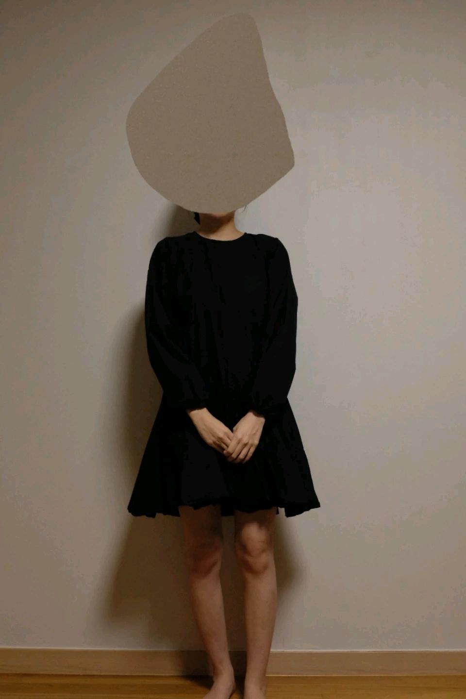 블랙 플레어 롱 슬리브 원피스 2