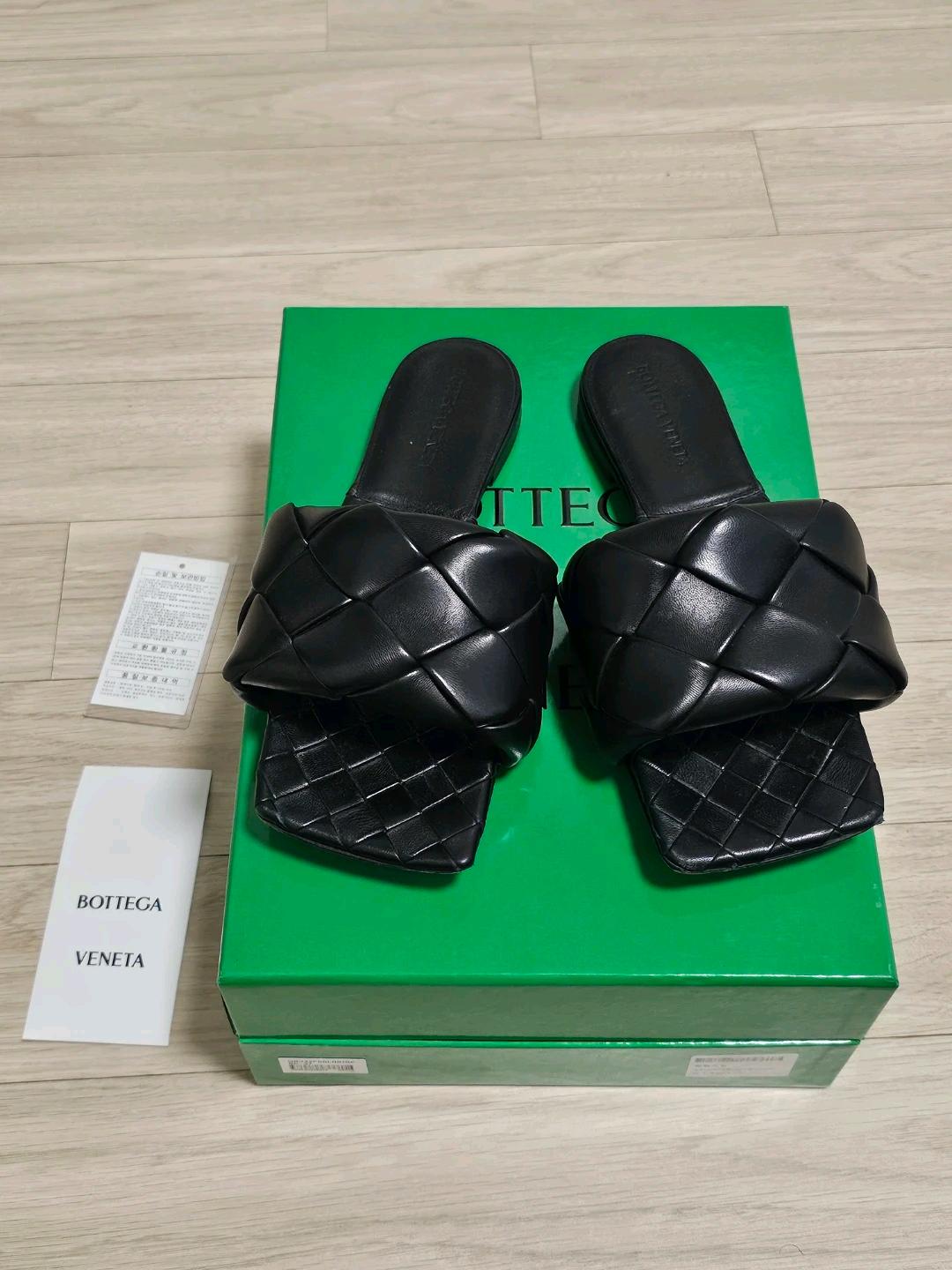 보테가베네타 인트레치아토 플랫리도 슬리퍼 샌들 뮬 3
