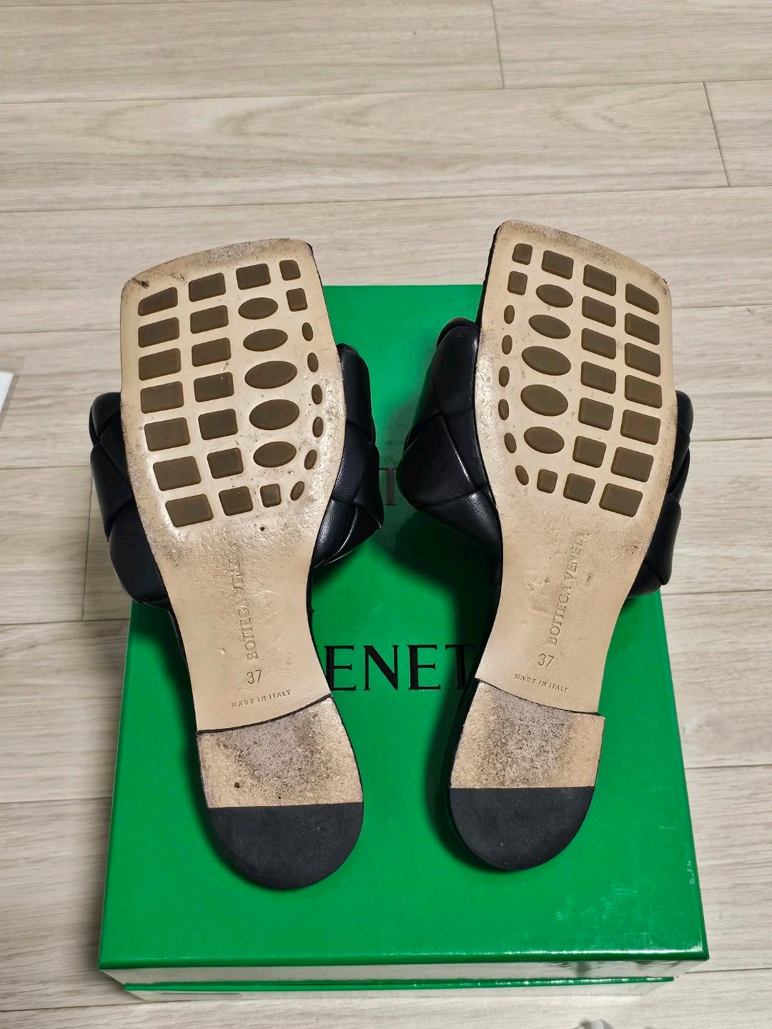 보테가베네타 인트레치아토 플랫리도 슬리퍼 샌들 뮬 7