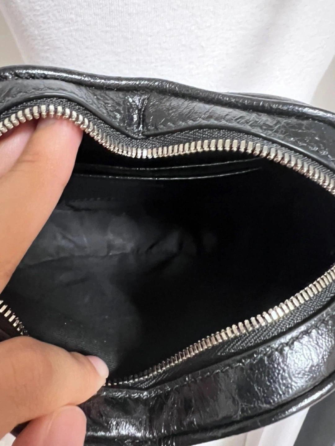 발렌시아가 르카골 하트백 블랙 5