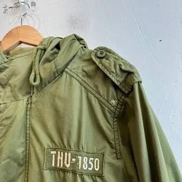 써스데이아일랜드 피쉬테일 야상 자켓 3