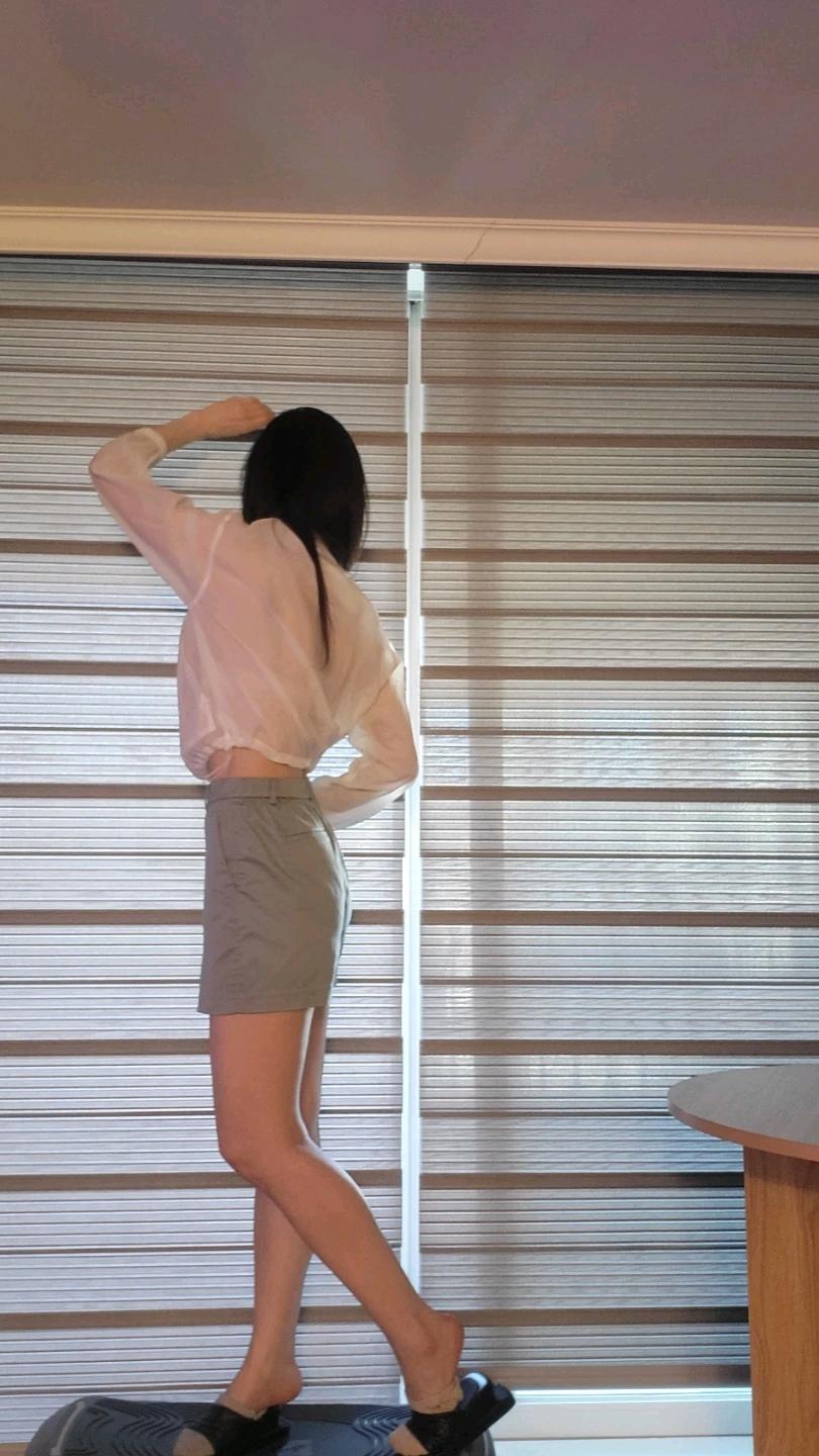 유니클로 카키 반바지 M 4