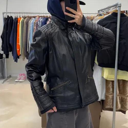 다니어 레더 자켓 11