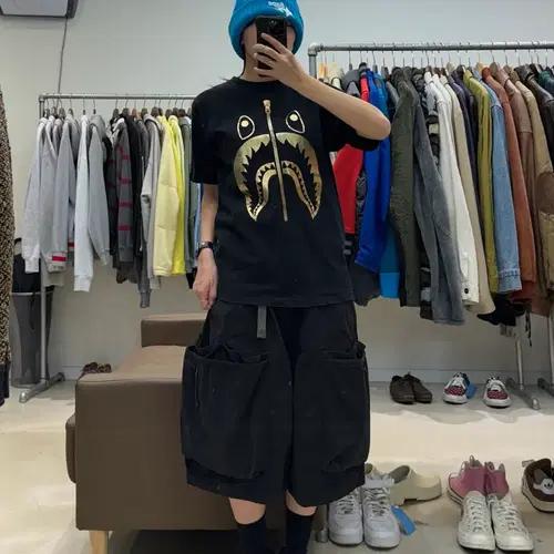 베이프 골드 샤크 프린팅 반팔 티셔츠 5