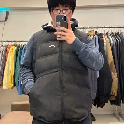 00s 오클리 다운 패딩 베스트 10