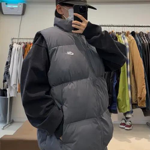 나이키 NSW 클럽 써마 핏 다운 패딩 베스트 8