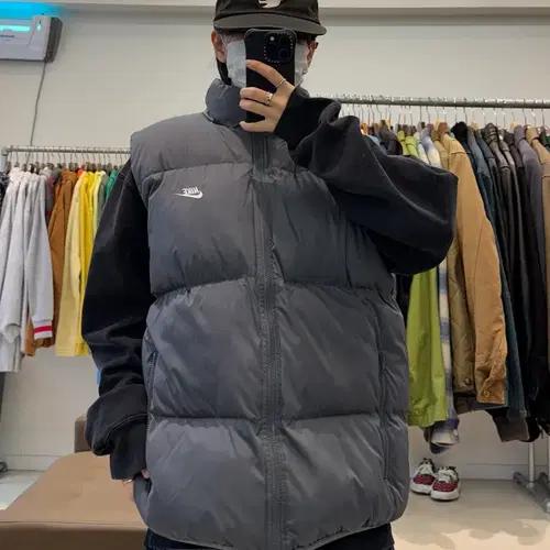 나이키 NSW 클럽 써마 핏 다운 패딩 베스트 7