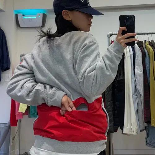 스투시 백 포켓 맨투맨 8