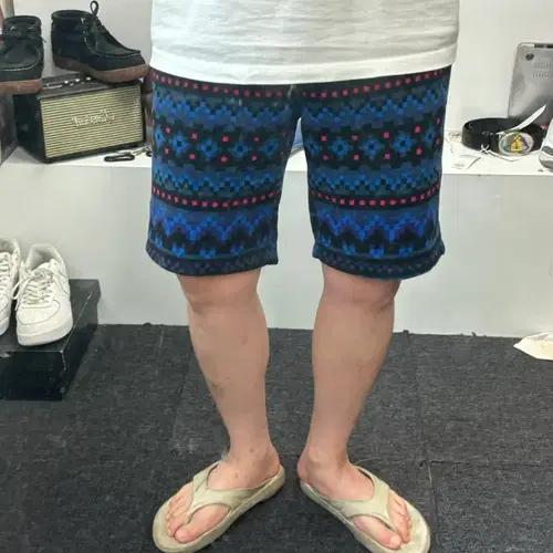 컬럼비아 에스닉 플리스 하프팬츠 8