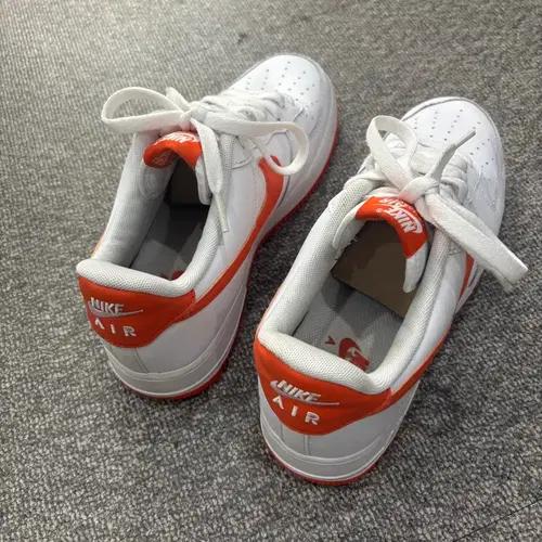 나이키 에어포스 오렌지 화이트 8