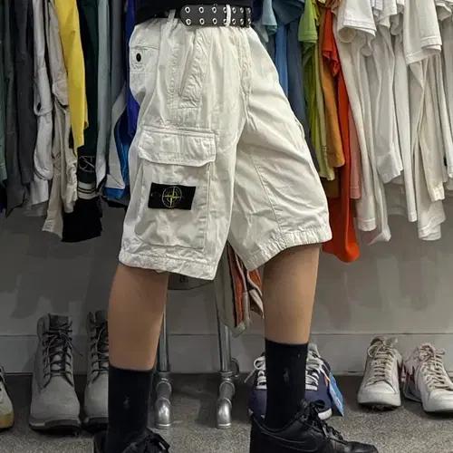 스톤아일랜드 나침반패치 카고 하프팬츠 10