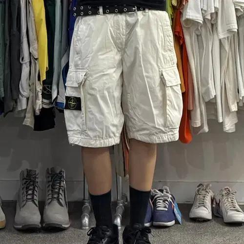 스톤아일랜드 나침반패치 카고 하프팬츠 9