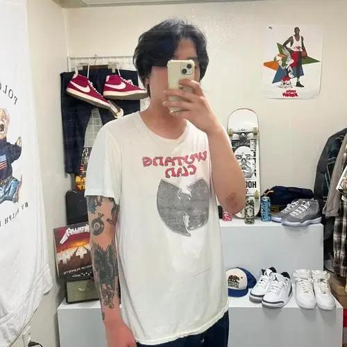 우탱클랜 반팔티 8