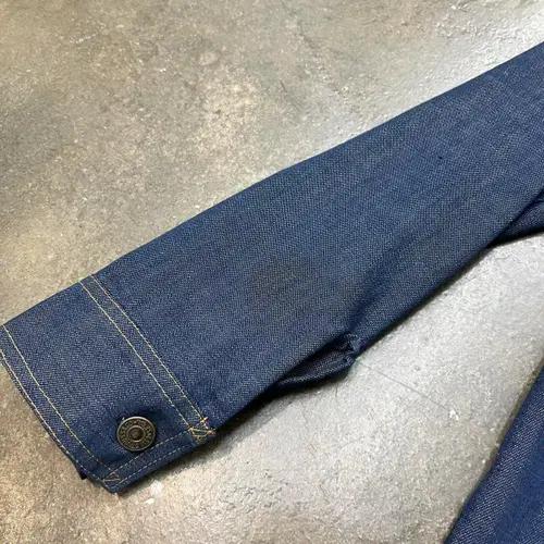 Vintage Levi's Denim Jacket (Women M) 7