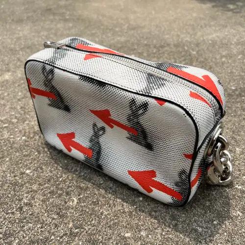 프라다 Prada Rabbit Handbag 2