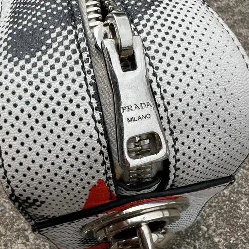 프라다 Prada Rabbit Handbag 6