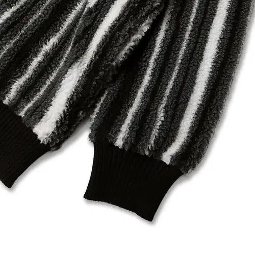 빔즈 플러스 [Beams +] 부클 스트라이프 V넥 가디건 브이넥 니트 6