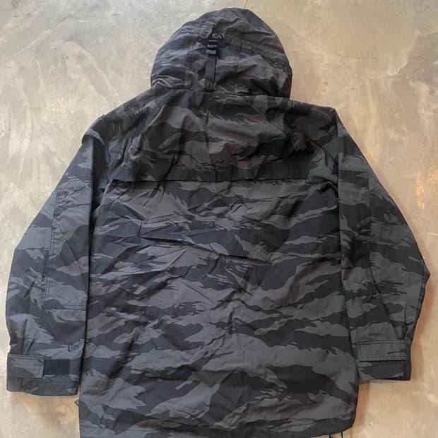 뉴에라 블랙 타이거카모 바람막이 2XL 5