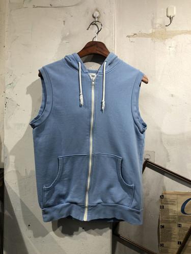 Blue sleeveless zip up hoodie 7