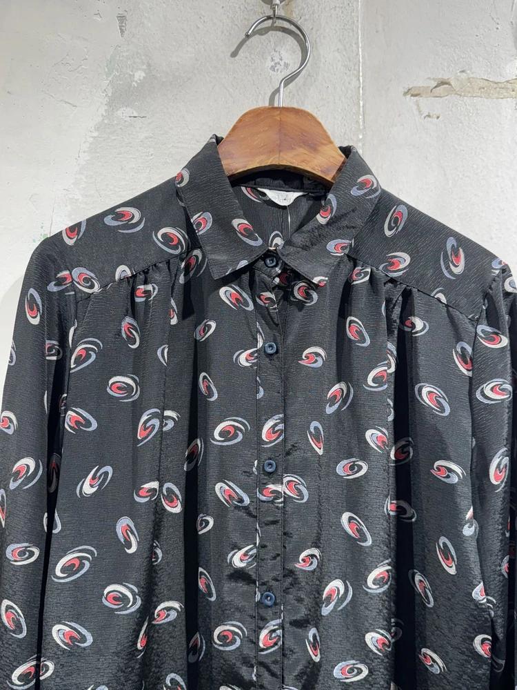 Black patterned blouse 7