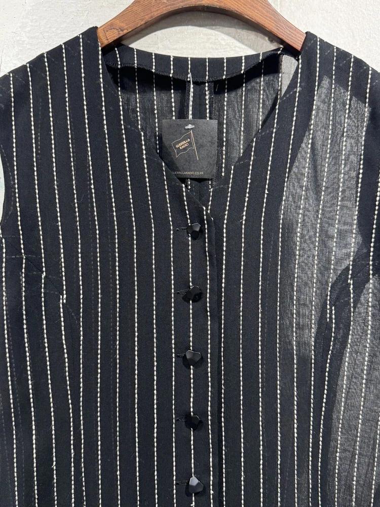 Black vertical contrast stitch vest 5