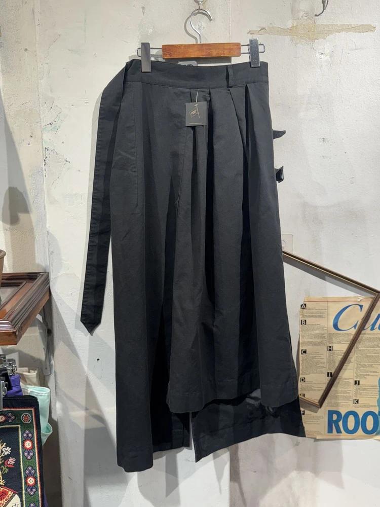 Belted black side slit skirt 8