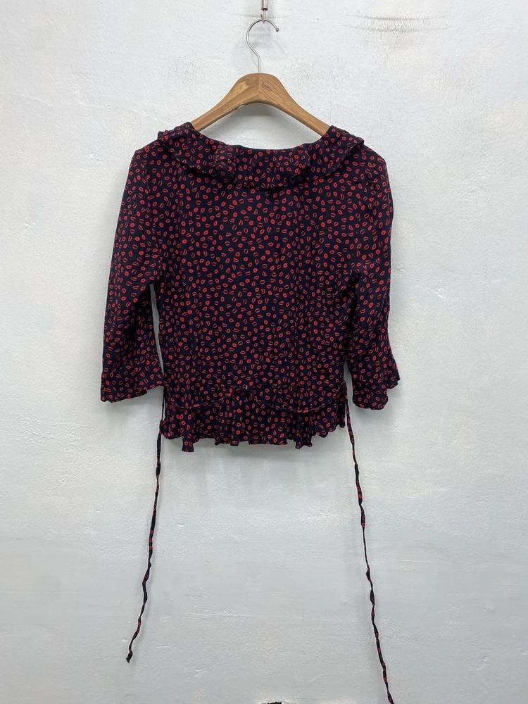 Topshop navy&red lip pattern peplum blouse 9