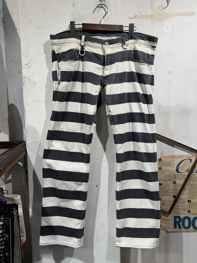 Two-tone striped low-rise pants 3