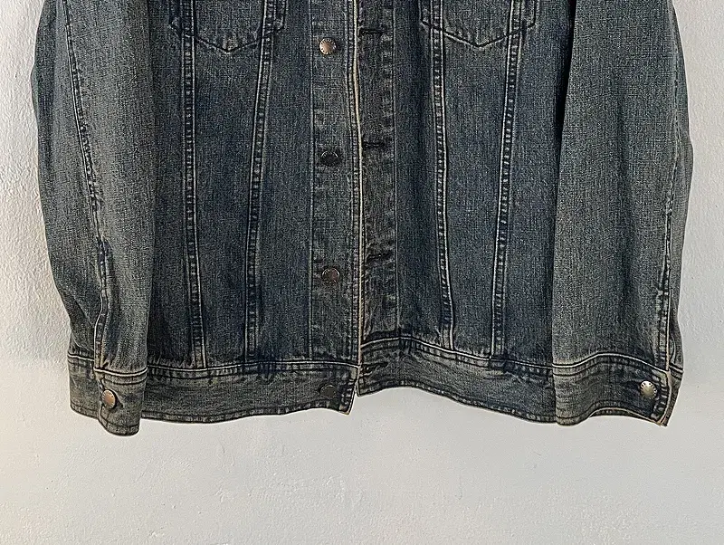 Person's denim jacket 5