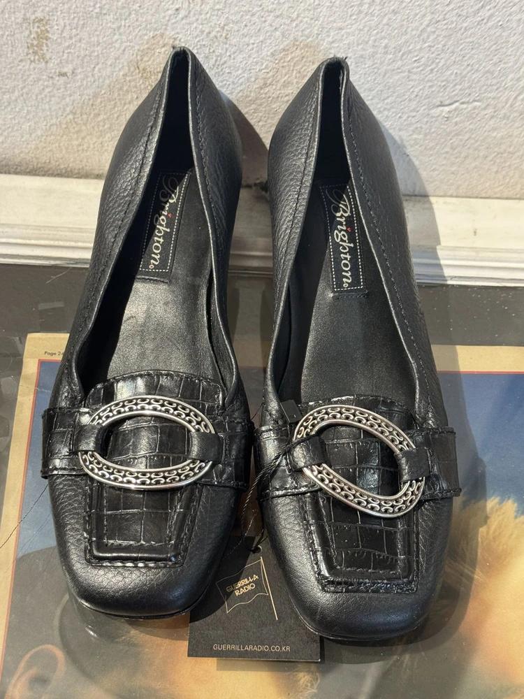 Brighton black leather loafers 4