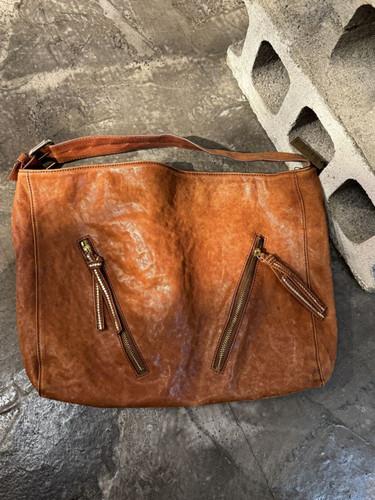 Brown zipper detail shoulder bag 9