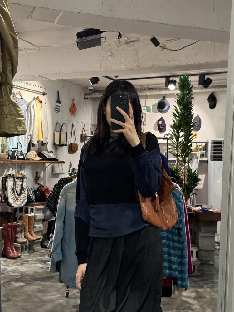 Brown zipper detail shoulder bag 8