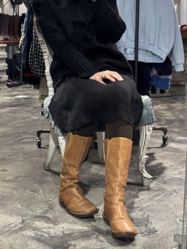 Dr. Martens brown boot 11