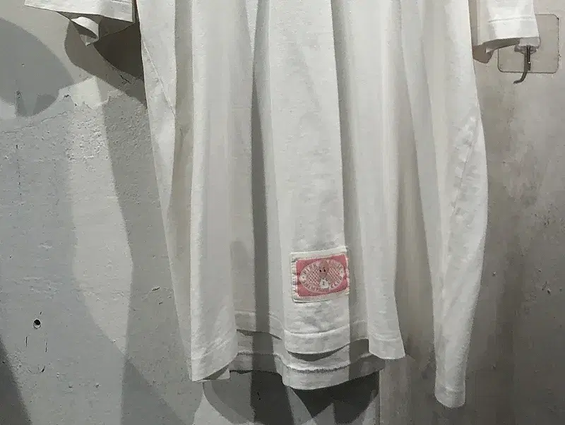 Pink House white short sleeve t-shirt +to 8