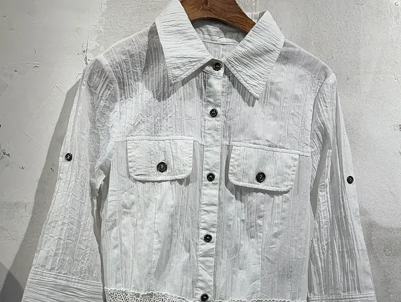 White eyelet long blouse +to 5
