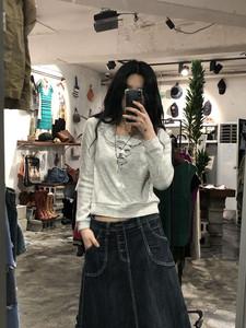 Glacier light gray frill neck sweatshirt +to 2