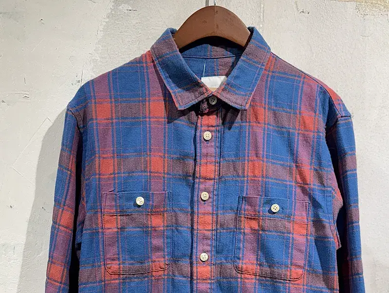 The North Face checkered shirt +to 6