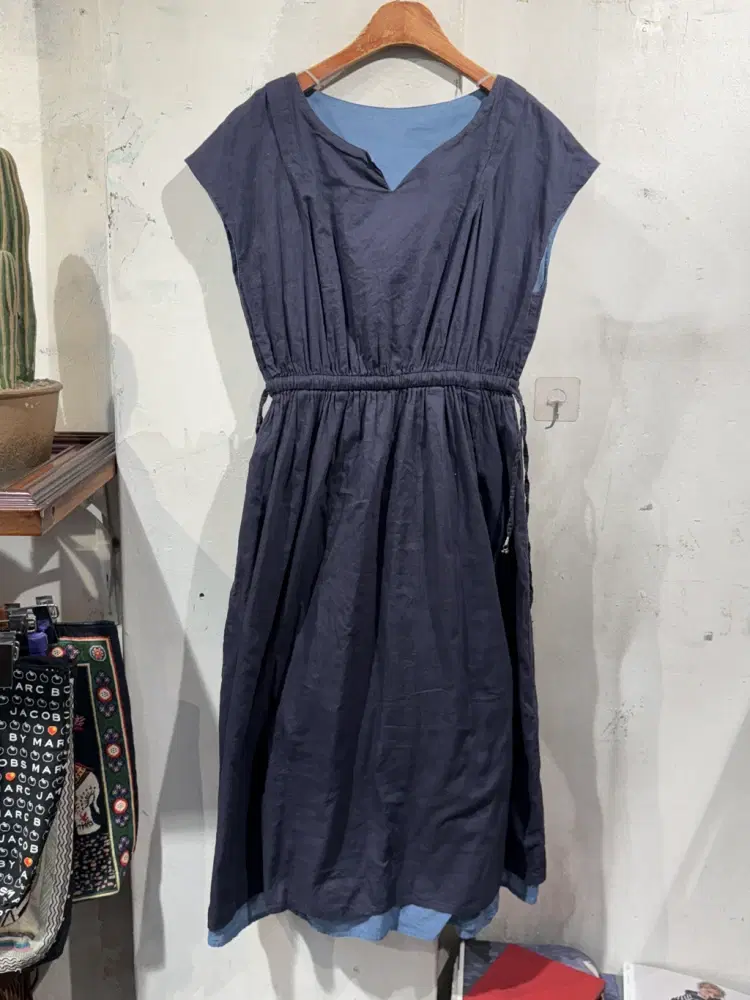 Navy midi flared onepiece +to 4