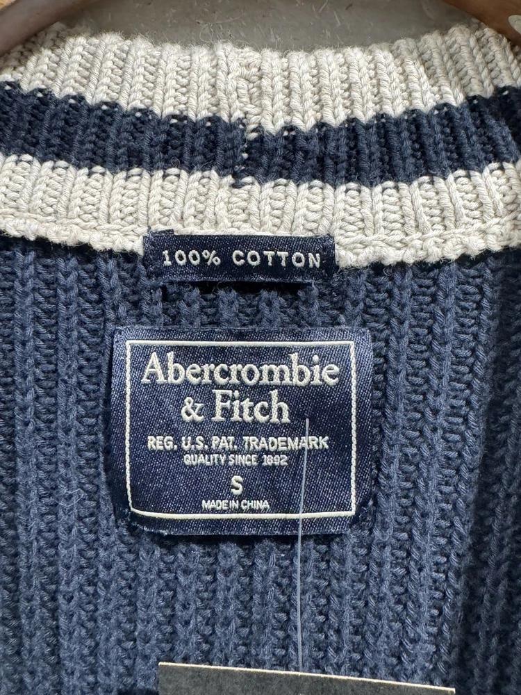 Abercrombie & Fitch navy cardigan +to 7