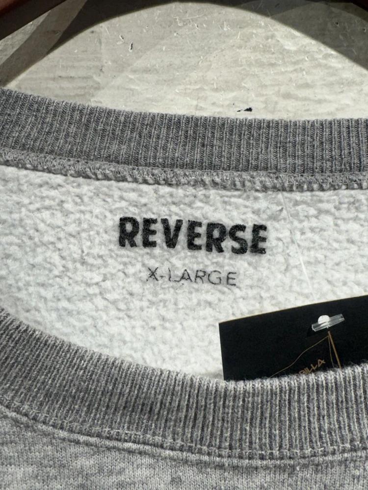 Reverse light gray sweatshirt +to 8