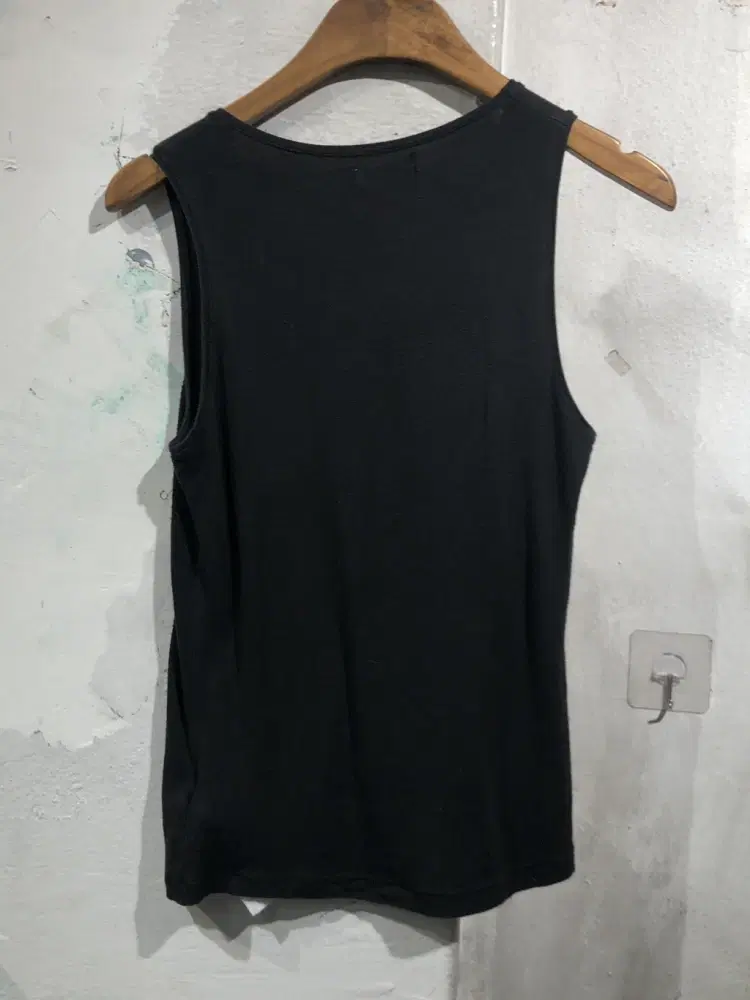 Zara Trf black sleeveless +to 9